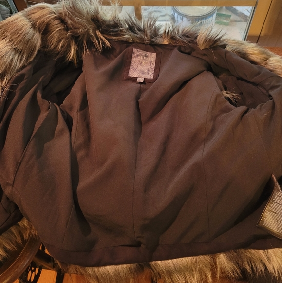 Guess convertible jacket / vest Faux Leather, Fur.  Size Medium - Picture 12 of 15